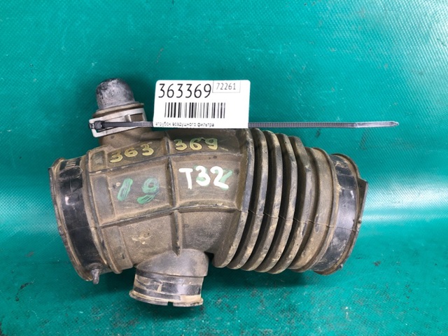 165764BA1A NISSAN Выпускной патрубок воздушного фильтра купить в Николаев