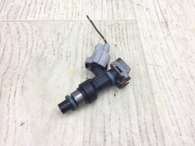 Форсунки 166001CA0A NISSAN
