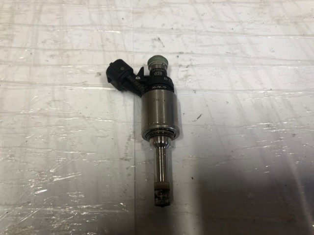 166005CA0A NISSAN Топливные форсунки купить в Ужгород