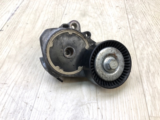 Натяжная планка поликлинового ремня 166200W131 TOYOTA