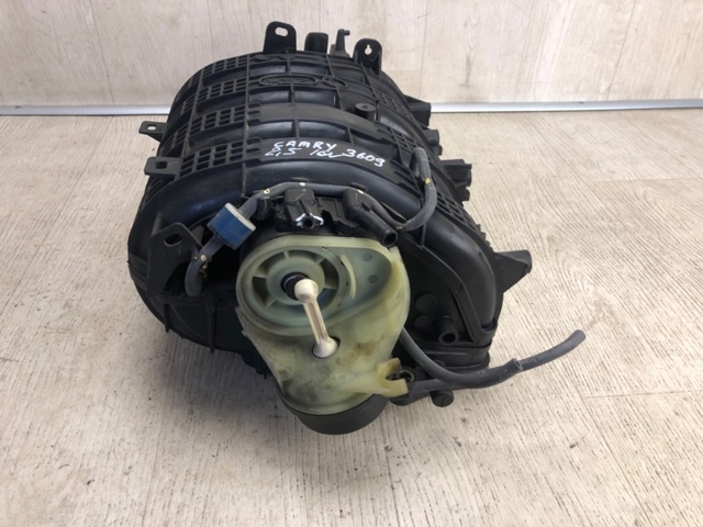 1712036011 TOYOTA Впускной коллектор купить в Ровно