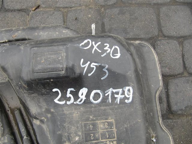 NISSAN 172025DC0A Бензобак в наличии Украина