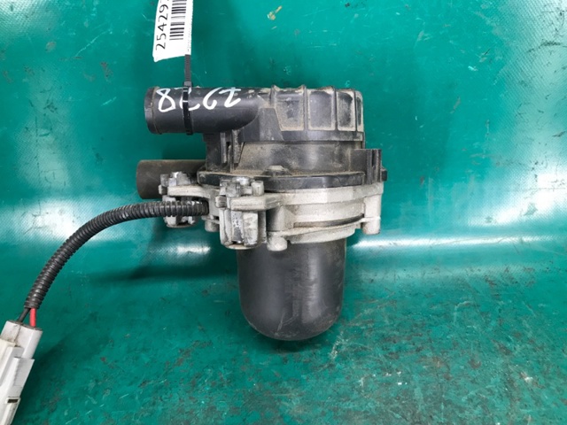 176100C010 TOYOTA Насос воздушный купить в Черкассы