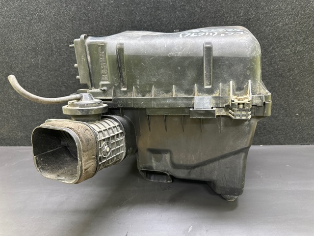 Корпус воздушного фильтра в сборе 1770020190 TOYOTA