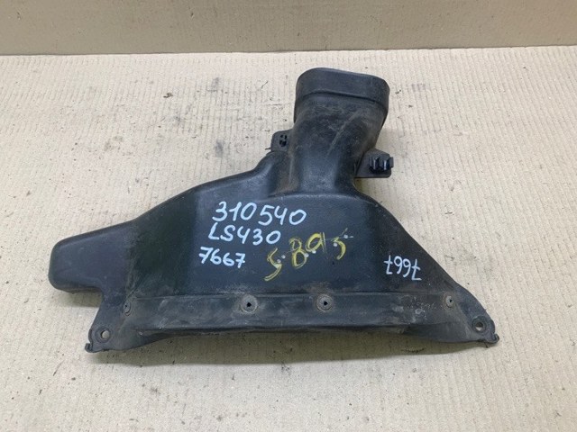 Воздухозаборник Тойота Камри 5