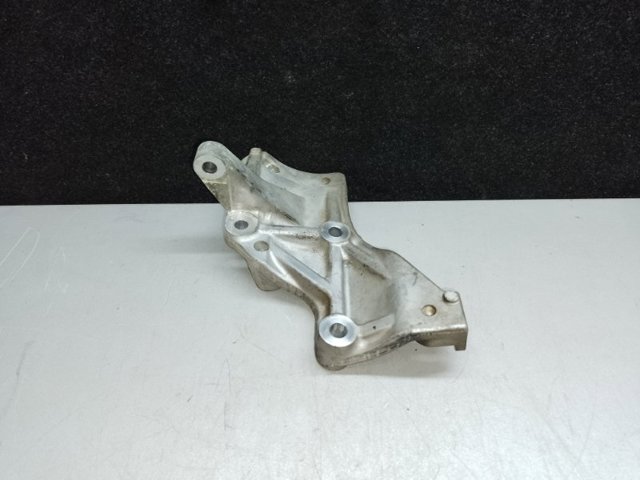 Кронштейн генератора натяжной 1801A037 MITSUBISHI