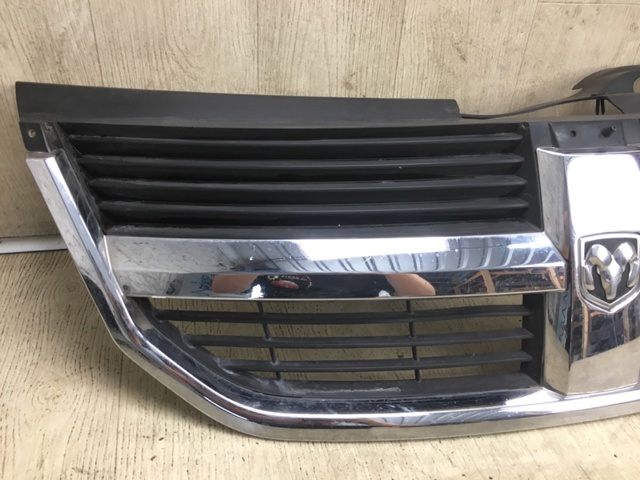 1BG84SZ0AE Решетка радиатора купить Днепр