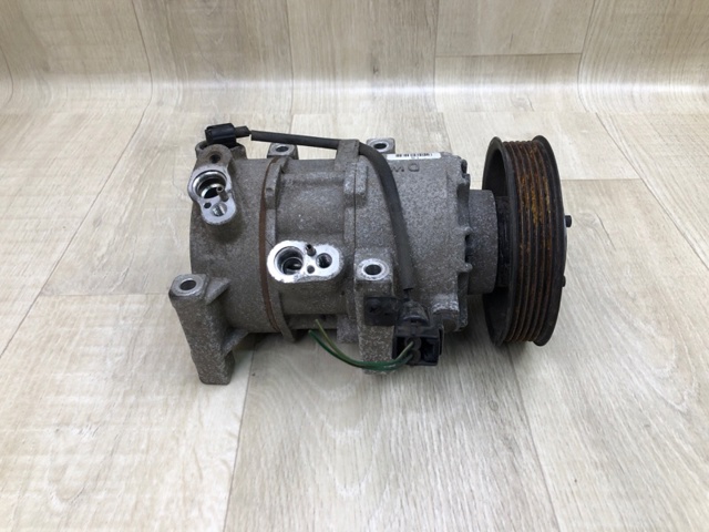 Насос кондиционера 1E39E01700 HYUNDAI