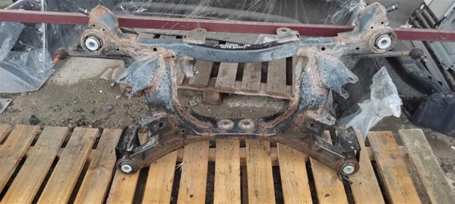 Подрамник задней подвески 20152AJ00C SUBARU