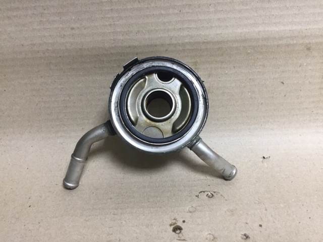 Радиатор масляный холодильник 213051KA2A NISSAN