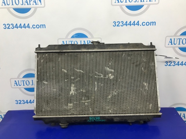 Радиатор охлаждения 214106J100 NISSAN