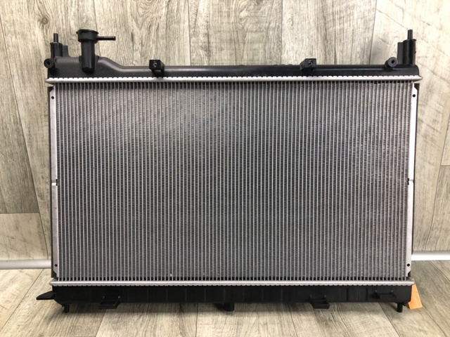 NISSAN 214605AA0A Радиатор охлаждения двигателя в наличии Кривой Рог
