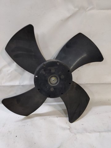 Крыльчатка вентилятора основного радиатора infiniti m35/m45 04-10 21486-CD000
