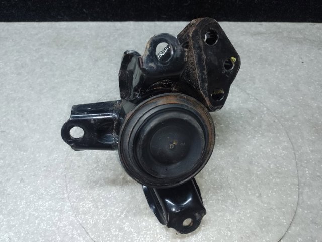 HYUNDAI 218253X000 Кронштейн подушки (опоры) двигателя правой в наличии Черновцы