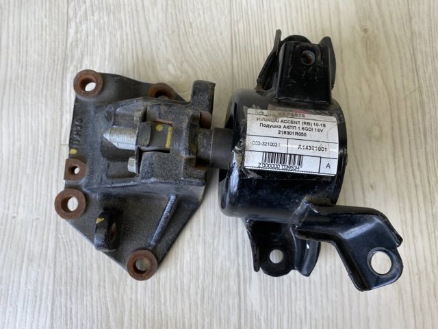 218301R200 Подушка коробки передач купить Харьков