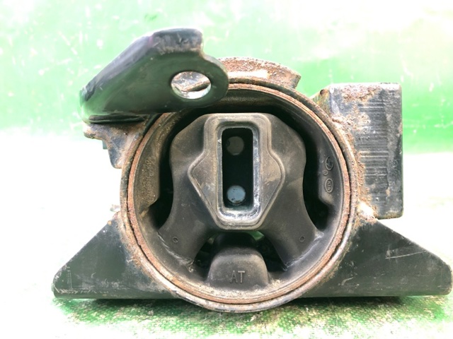 218302K600 HYUNDAI Подушка (опора) двигателя левая купить в Чернигов