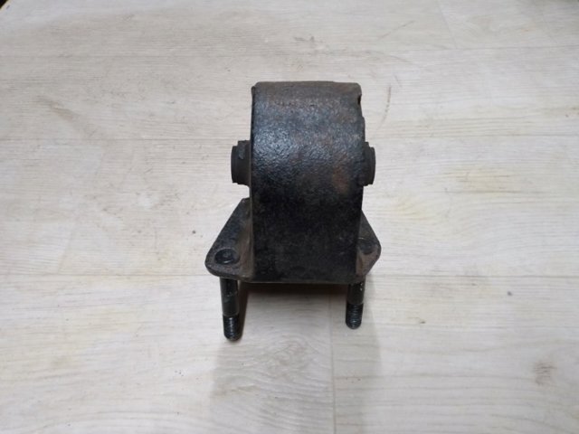 218302P400 HYUNDAI Левая подушка двигателя купить в Ужгород