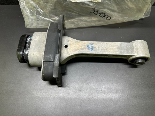 HYUNDAI 219503V200 Передняя опора двигателя в наличии Львов