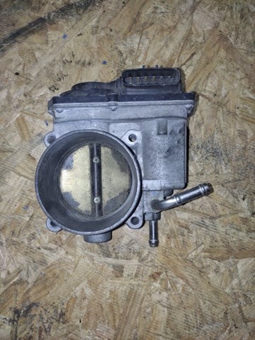 Дроссельная заслонка 220300A020 TOYOTA