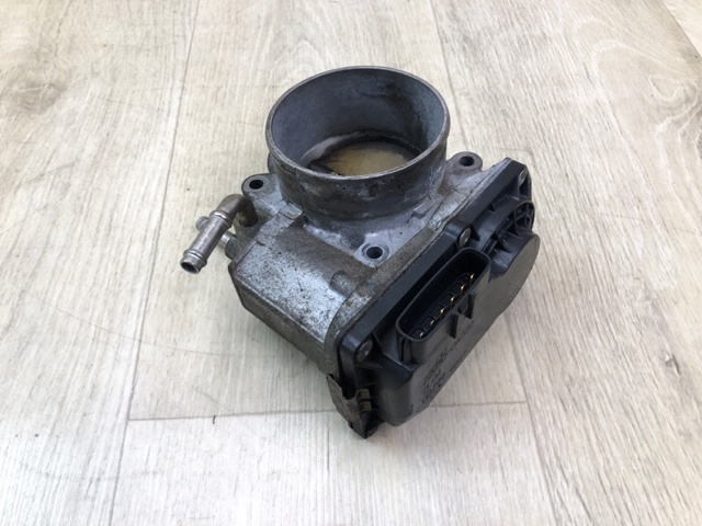 220300A020 TOYOTA Дроссельная заслонка в сборе купить в Николаев