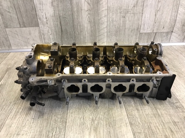 Головка блока цилиндров (ГБЦ) 2210026850 HYUNDAI