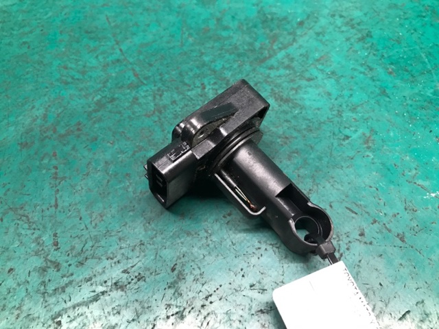 222040D030 Датчик потока (расхода) воздуха, расходомер M.A.F. - (Mass Airflow) купить Ирпень