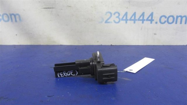 2220438010 TOYOTA Датчик потока (расхода) воздуха, расходомер M.A.F. - (Mass Airflow) купить в Ужгород