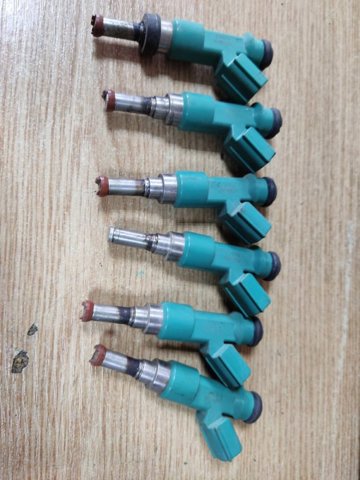 Клапанная форсунка Toyota Camry 7