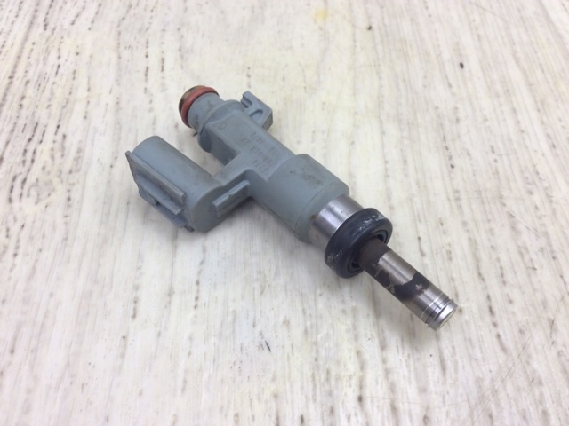 2320929105 TOYOTA Форсунка впрыска топлива купить в Черкассы