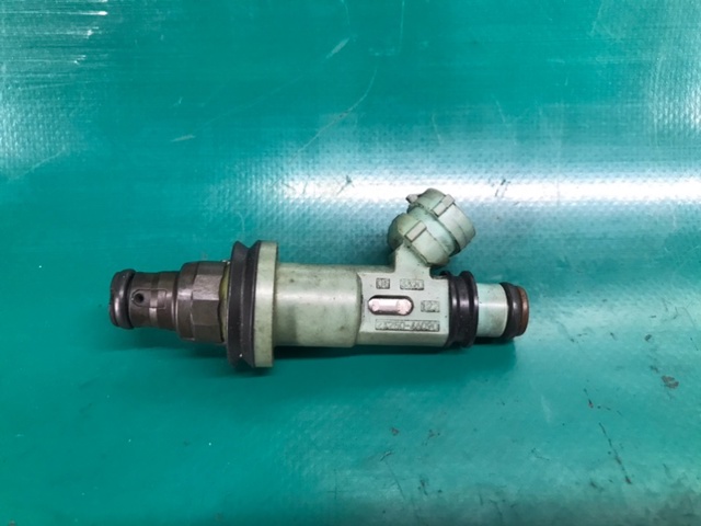 2325046090 TOYOTA Форсунка впрыска топлива купить в Ровно