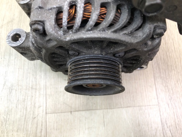 SUBARU 23700AA720 Генератор в наличии Каменское