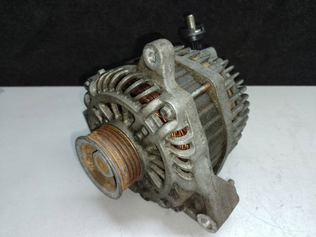 Генератор 23700AA720 SUBARU