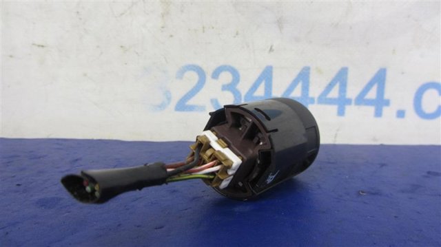 NISSAN 251501LB0A Кнопка запуска двигателя в наличии Каменское