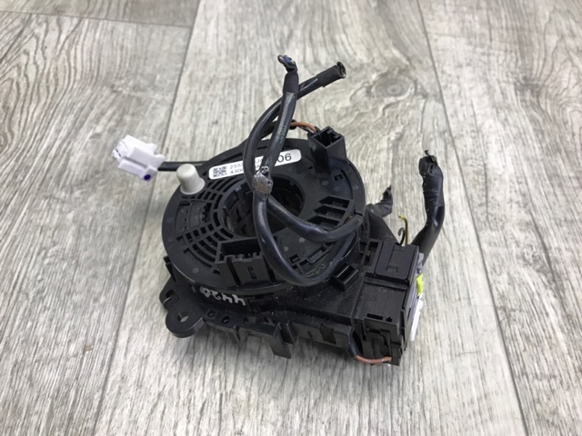 NISSAN 255543JA0B Кольцо контактное, шлейф руля в наличии Днепр