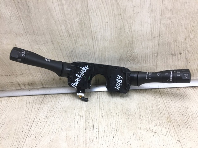 Переключатель подрулевой 255603KA1C NISSAN