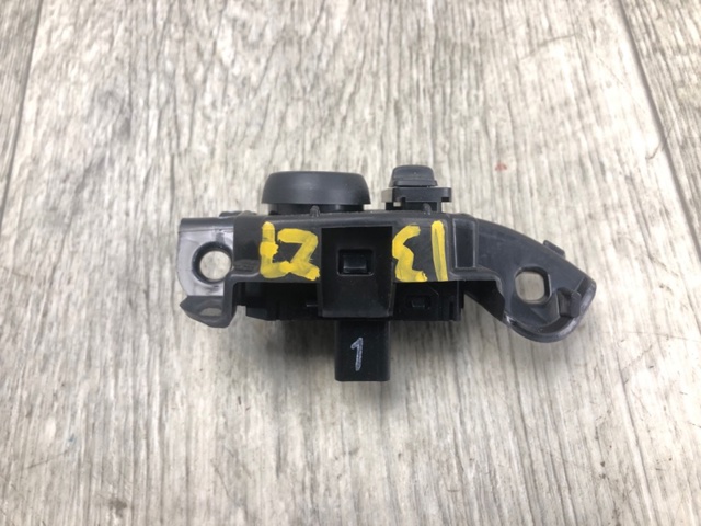 NISSAN 255703VA1A в наличии Ирпень