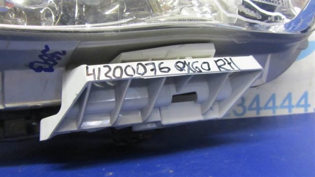 Правая блок фара 260103JA0A NISSAN
