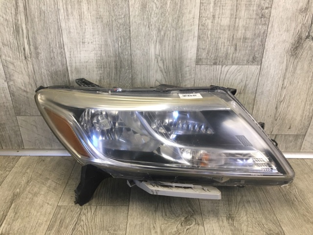 Правая блок фара 260103KA0A NISSAN