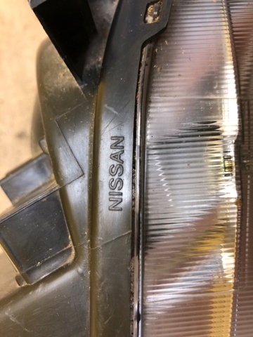 NISSAN 26010CG025 Правая фара в наличии Ровно