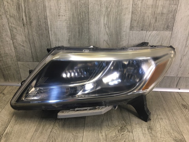 Фара левая передняя 260603KA0A NISSAN
