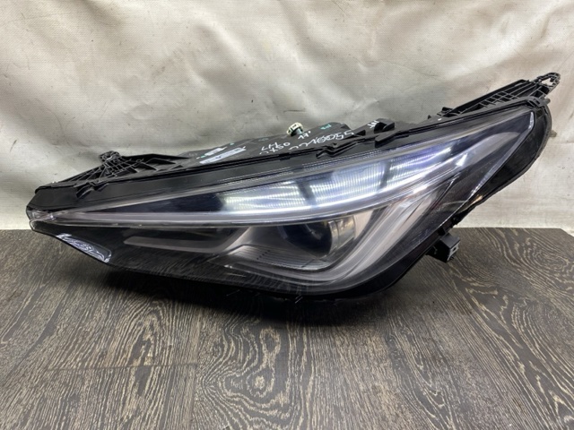 Фара левая передняя 260605NS0A NISSAN