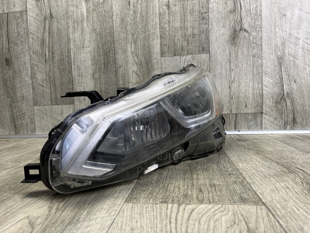 NISSAN 260606CA0A Левая фара в наличии Павлоград