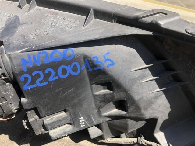 26060BJ10A Левая фара купить Сумы