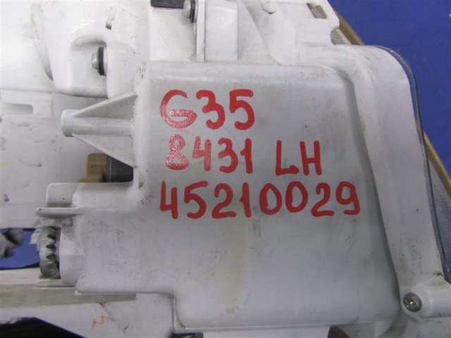 26060JK61D NISSAN Левая фара купить в Украина