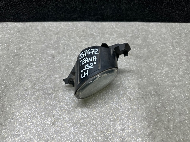 NISSAN 261558990A Фара противотуманная левая в наличии Ирпень