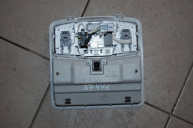 NISSAN 264301LA2A Плафон салона в наличии Винница