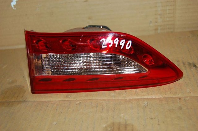 Фонарь задний правый, внутренний 265401CA0A NISSAN