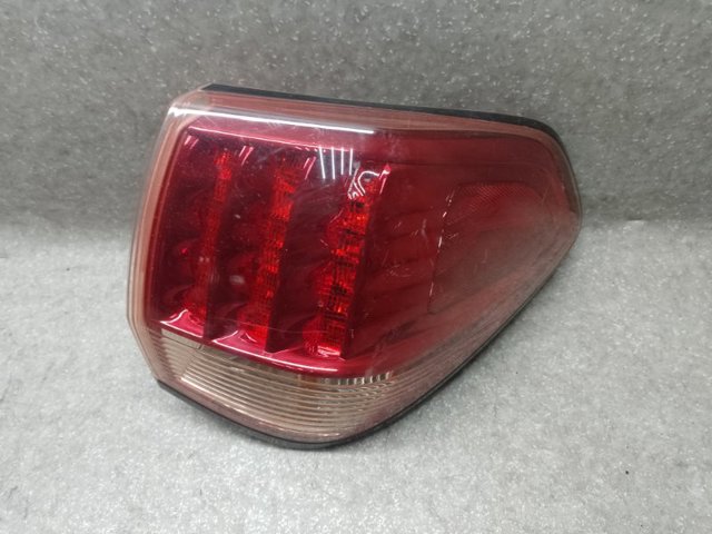 Фара задняя правая внешняя 265501LA0B NISSAN