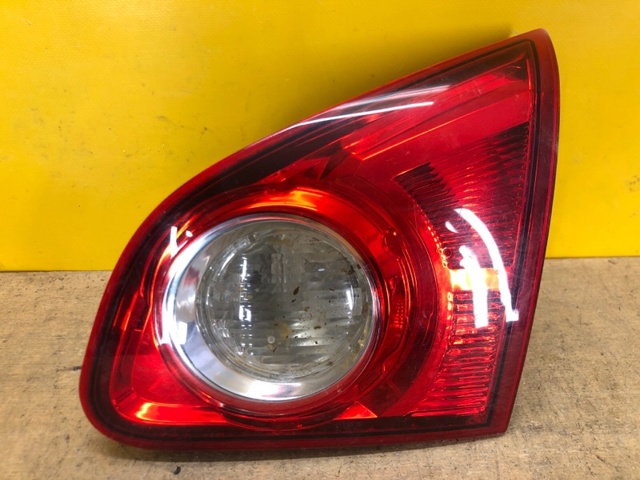Фара задняя правая внутренняя 26550JD800 NISSAN