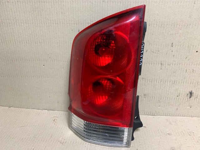 Задняя левая фара 26555ZC20A NISSAN